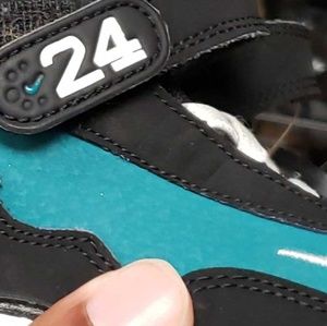 Meet your Posher, Broderick